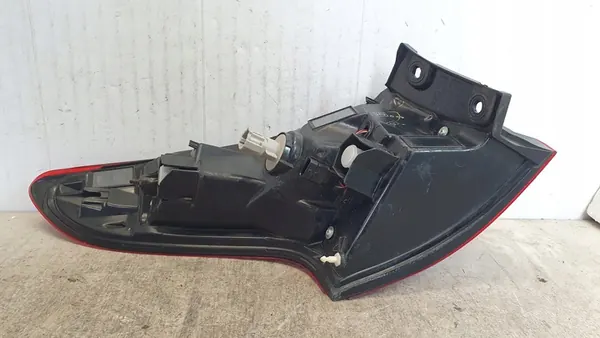 NISSAN QASHQAI II J11 2017-2021 HÖGER BAK LED LAMPA 26550HV00A image 7