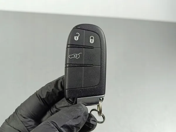 Clé ou carte Jeep Grand Cherokee 2015 FOB47928 image 1