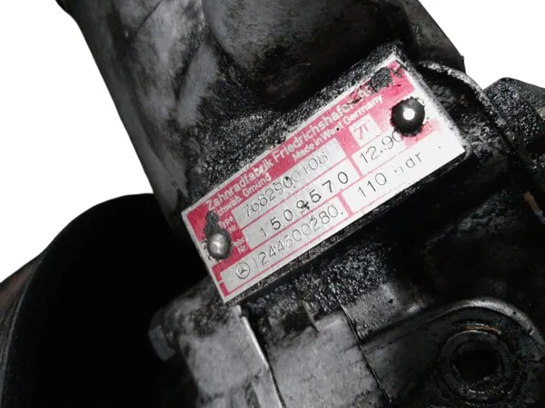 Pompe de direction assistée Mercedes OEM 1244600280 Occasion image 4