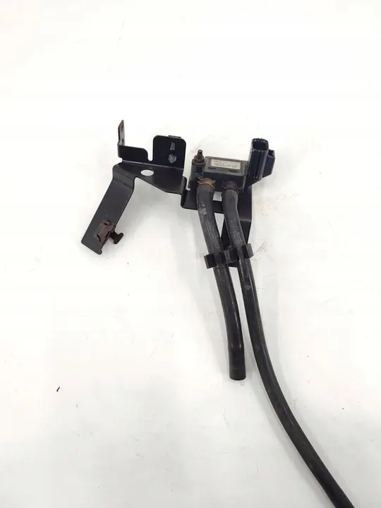 Capteur de pression d'échappement Jaguar XF X250 2012 Czq7a12e02 image 1