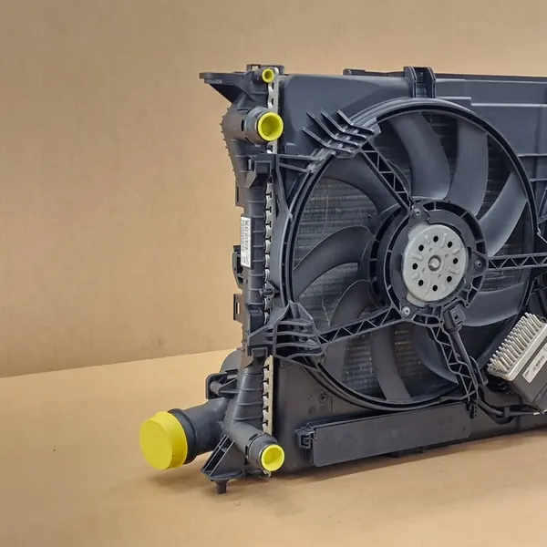 Ventiladores de Radiador Completos Audi Q3 2011-2018 image 3