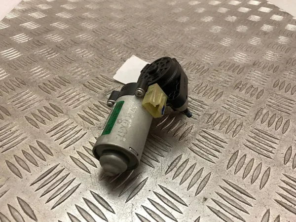 KIA Sportage Sitzmotor OEM 88681F2000 image 3