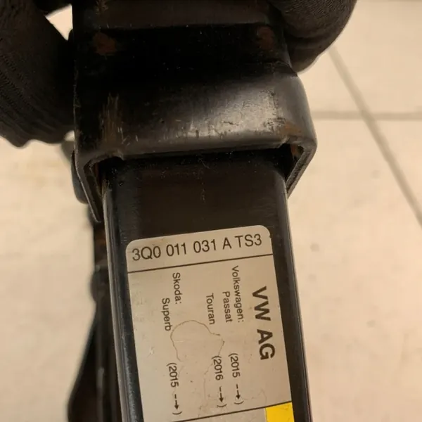 Cric OEM 5412587452325412541 pour VW Passat B8 image 10