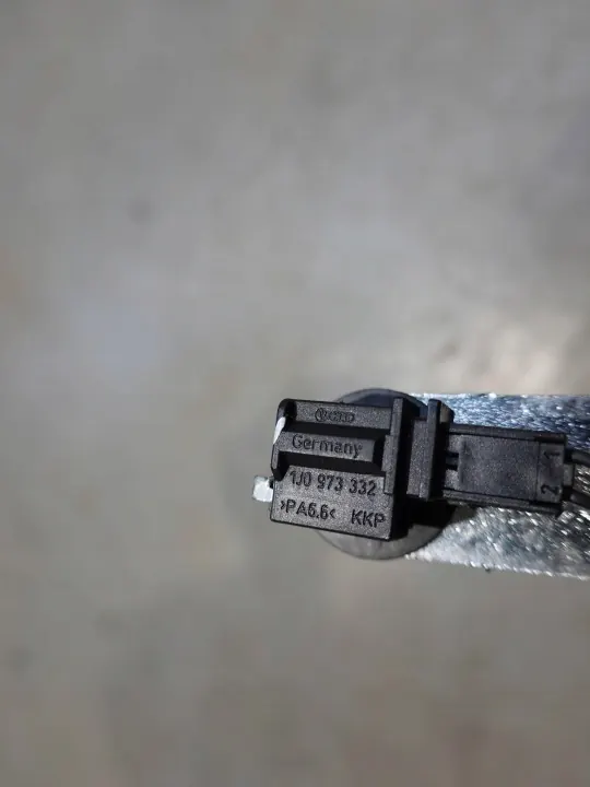 Katonlukko OEM 1Y0821549A VW New Beetle Cabriolle image 6