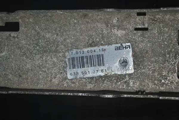 Radiador de agua Mercedes W638 Vito 6385012701 image 3