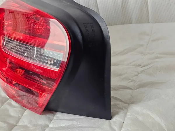 MERCEDES Clase A W176 Luz Trasera Izquierda OE image 6