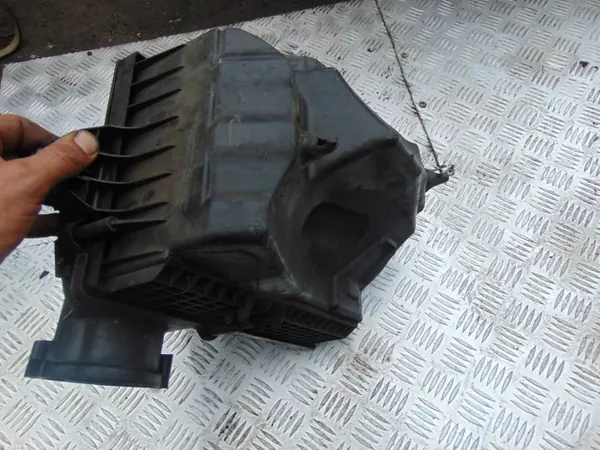 Luftfiltergehäuse OEM für Sharan I 95-00 2.8 VR6 - Gebraucht image 3