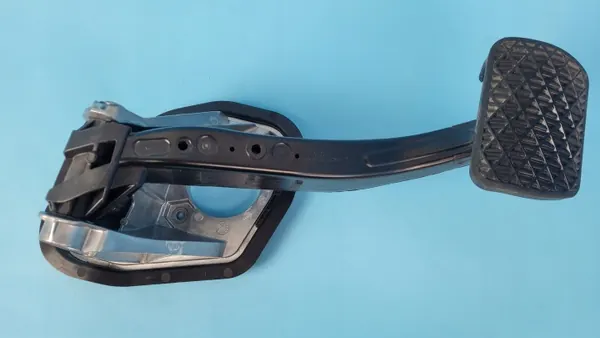 Bromspedal Mercedes EQE W295 OEM A2972921400/A2972920900 image 3