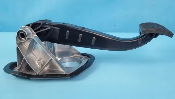 Bromspedal Mercedes EQE W295 OEM A2972921400/A2972920900 image 4