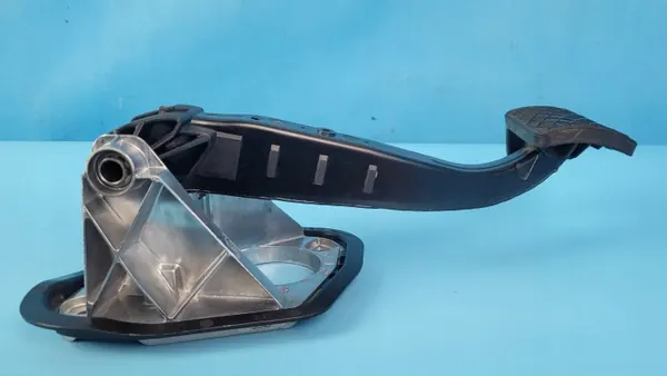 Bromspedal Mercedes EQE W295 OEM A2972921400/A2972920900 image 7