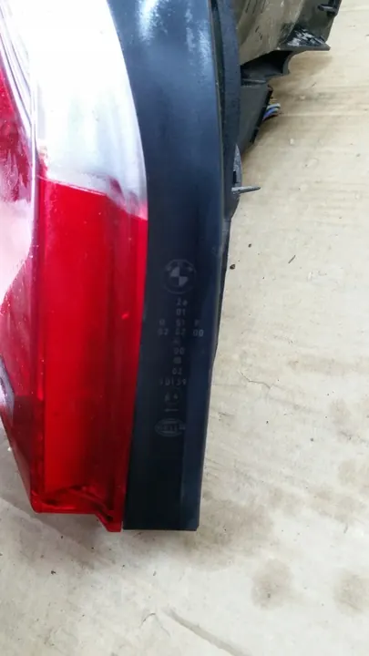 BMW Luz Trasera E60 Izquierda OE 7165737 7165738 image 5