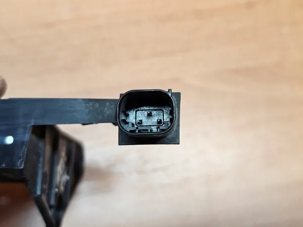 Sensor de Nível Farol Xenon OEM 13320661 para Opel Insignia image 4