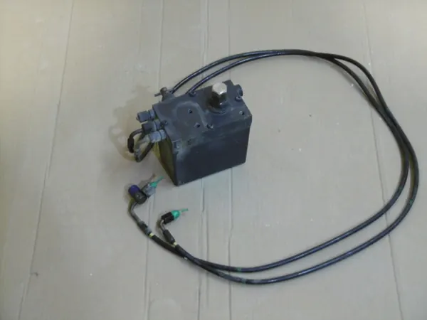 Pompe de levage de cabine Scania R S 2559101 image 2