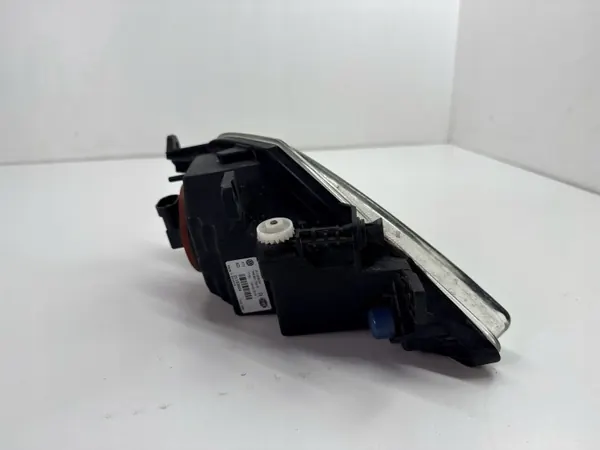 Faro Halógeno Derecho Delantero Usado OEM 7P6941700 image 3