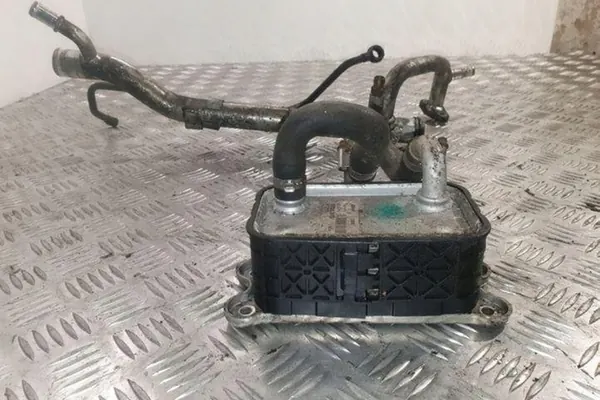 Oljefilterfäste VOLVO V70 II 8677973 image 3