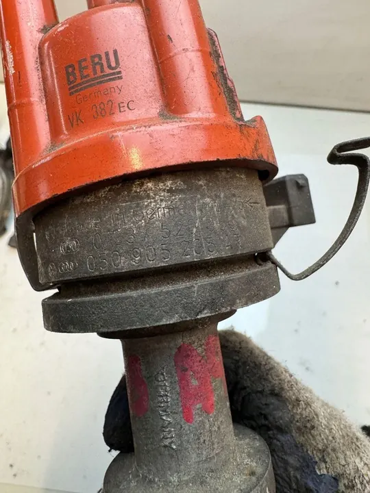 Sytytysyksikkö Audi A4 B5 1.6 050905205A image 3