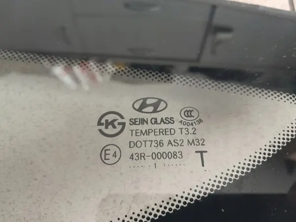 VELOSTER SZYBA KAROSERYJNA LEWA OEM - Linker Carrosserieglas image 3