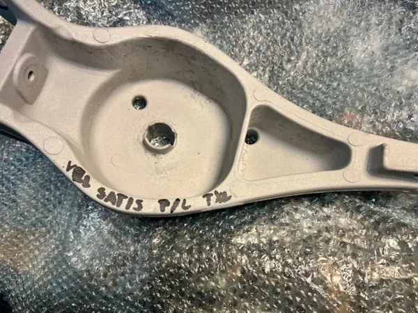 Renault Vel Satis Oberer rechter Heckwischer OEM 8200060298 image 3