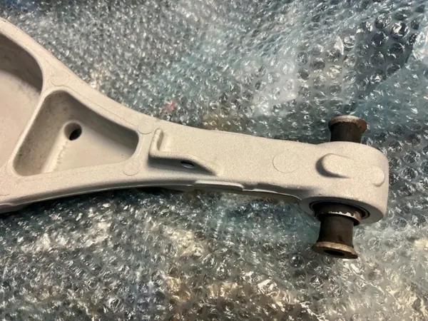 Renault Vel Satis Oberer rechter Heckwischer OEM 8200060298 image 4