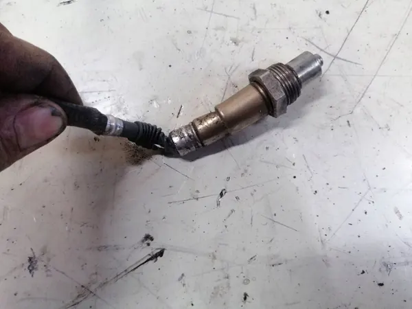 Capteur NOx Kia Sportage IV 39265-2U250 image 3