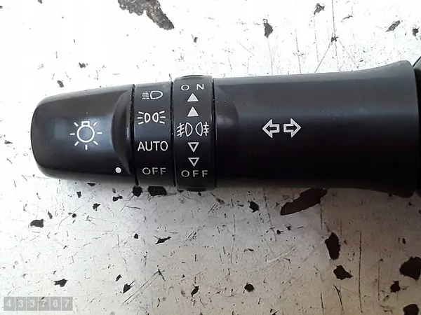 Interrupteur Citroen C-Crosser 2011 e380013 image 2