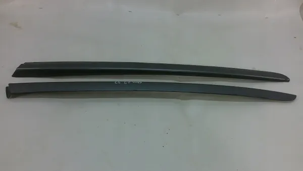 Citroen C5 III X7 Moldura Parabrisas Derecho OEM 9659145880 image 2