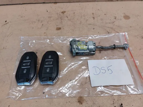 Cylindre de serrure + 2 clés Citroen DS5 OEM DGK1150 image 2