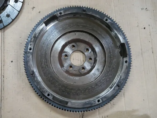 VW Koppelingsset OEM 03C141025G 03C141031D 03C105273K image 3