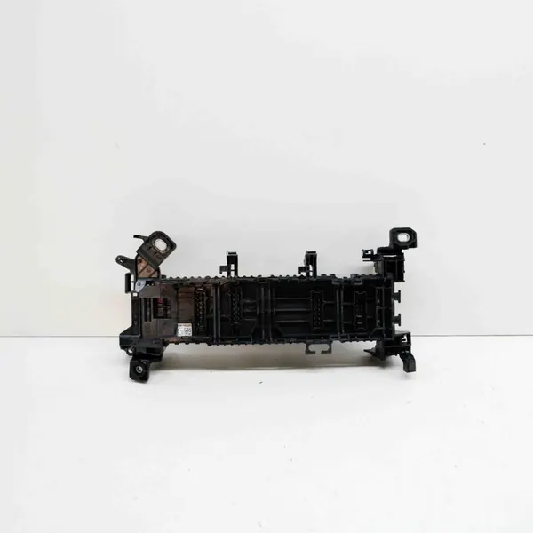 Mercedes-Benz GL X166 2015 Caja de fusibles image 5