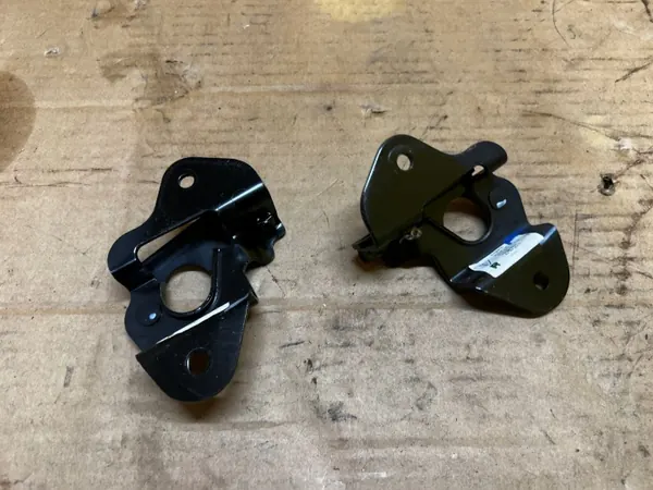 Hecksitzhalterung OEM 97052221200/97052221100 Set image 3