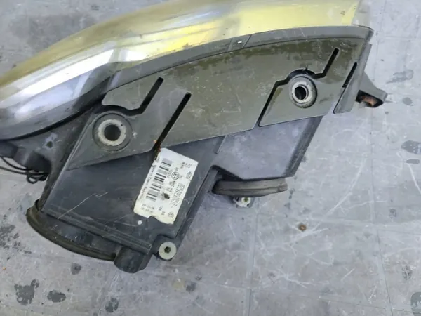 Vasen Etuvalaisin 3C0941005Q VW Passat B6 image 6