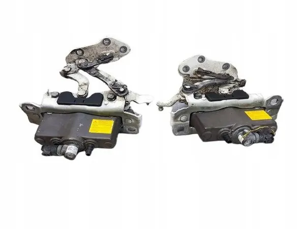 Mercedes W207 Motorkap Scharnier OEM A2129067701 A2129067801 image 7
