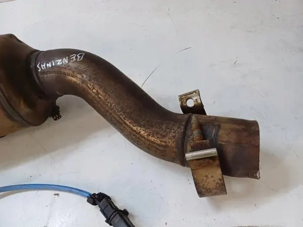 Maserati Levante 3.0i Katalysator OEM 670107529 image 4