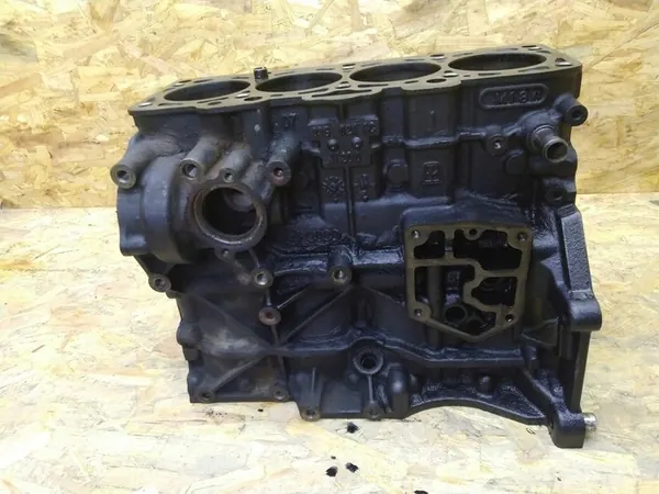 Motorblock Audi A3 A4 A6 VW Passat B6 2.0 TDI image 3