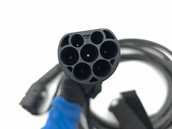 Cable de carga EV Tesla OEM 500311 - Usado image 6