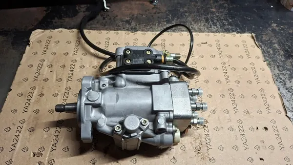 BOSCH Brandstofpomp Mercedes Sprinter 2.9 TDI image 7