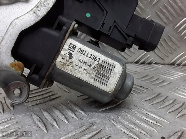 Régulateur de vitre Opel OEM 09113361 pour Corsa 2003 image 4