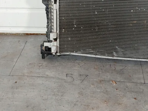 VW SKODA KODIAQ 2016- Radiador Completo 5Q0121251HQ image 3