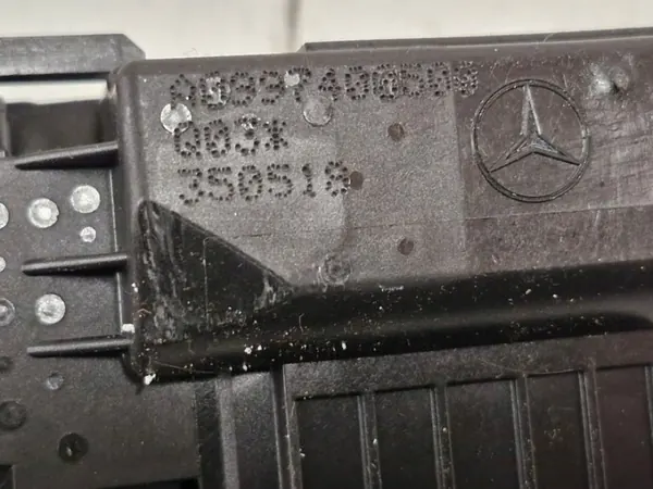 Mercedes-Benz W176 kofferbakslot OEM A0997400500 image 8