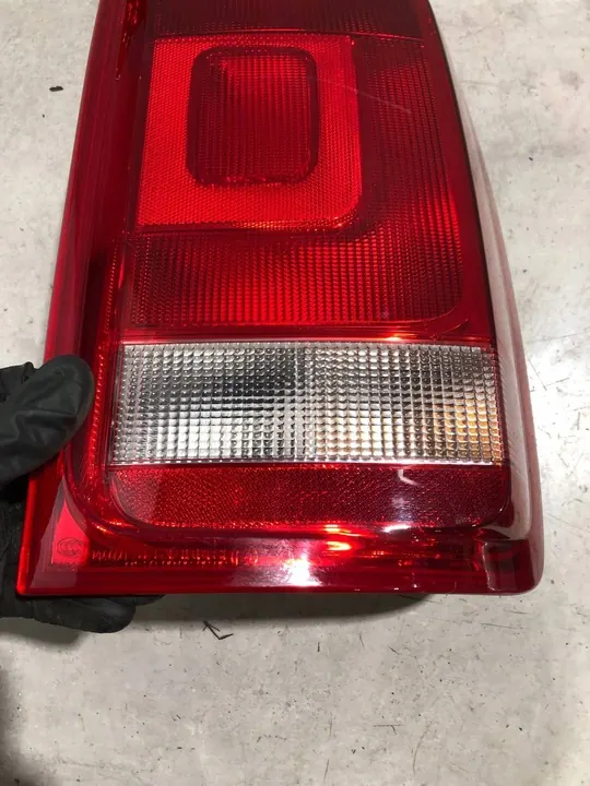 Lámpara trasera Volkswagen Amarok 2H1945096G image 2