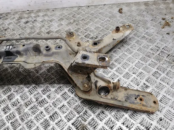 Ford Orion 1991 Subchassi dianteiro OEM AMD143553 image 6