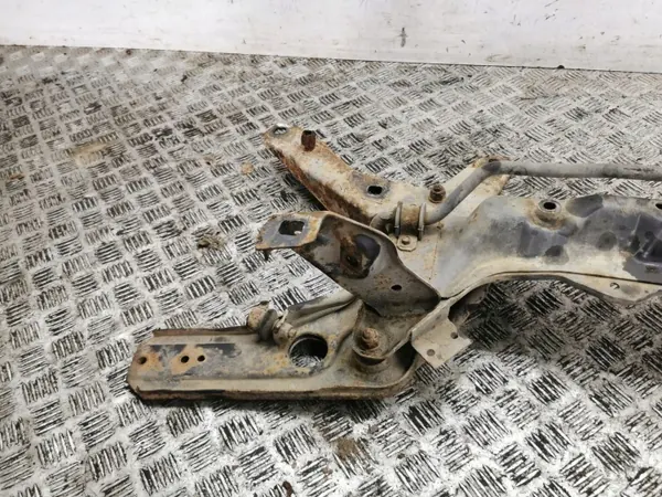 Ford Orion 1991 Subchassi dianteiro OEM AMD143553 image 7