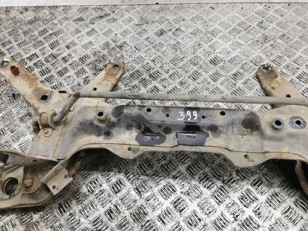 Ford Orion 1991 Subchassi dianteiro OEM AMD143553 image 8