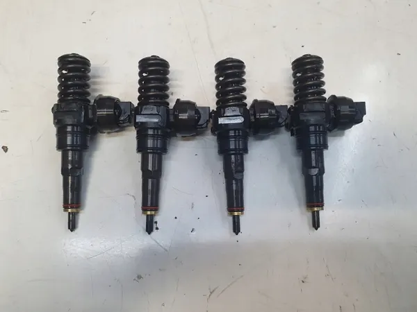 Spolarpump OEM 07Z130073H AYH för VW Touareg 7L image 2