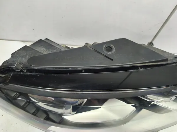 Oikea Xenon-ajovalo Volkswagen Passat CC Lift 8-12 OEM image 2