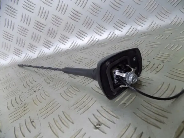 Base d'Antenne OEM pour Opel Astra IV J - Pièce d'Origine image 3