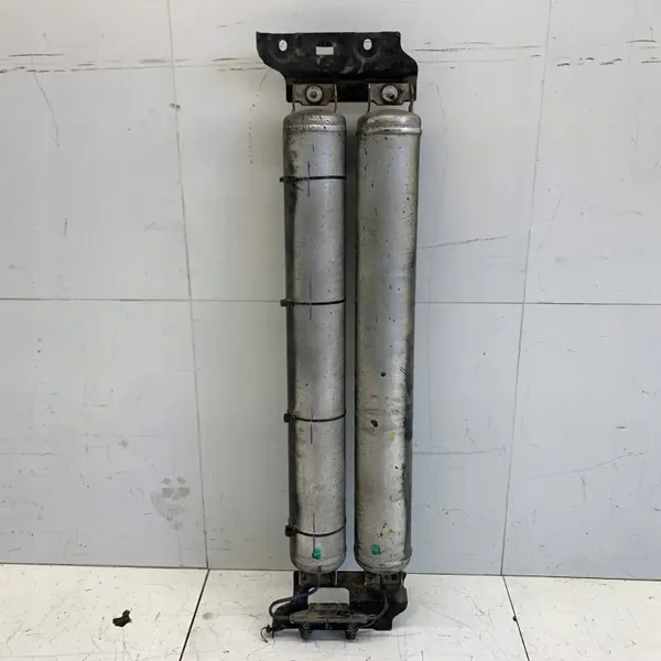 Réservoir suspension air OEM 68264595AB Dodge RAM image 2