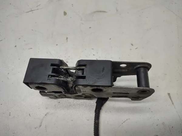 Motorhuvslås med sensor VW Golf VI 5K OEM 5K1823509 image 4