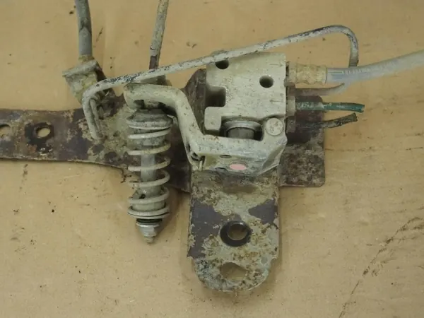 Redutor força travagem OEM h657n6m87o8i67567 Renault Kangoo image 3