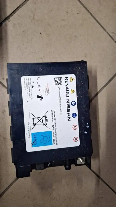 Renault Arkana Accu OEM 244100440R - 10Ah Gebruikt image 2